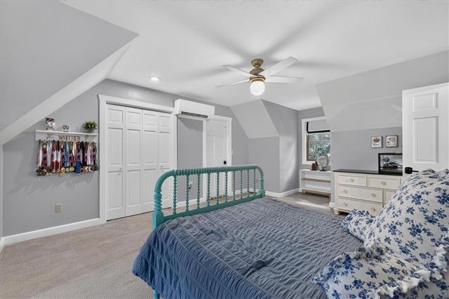 606 Camelot Drive, Liberty, MO 64068