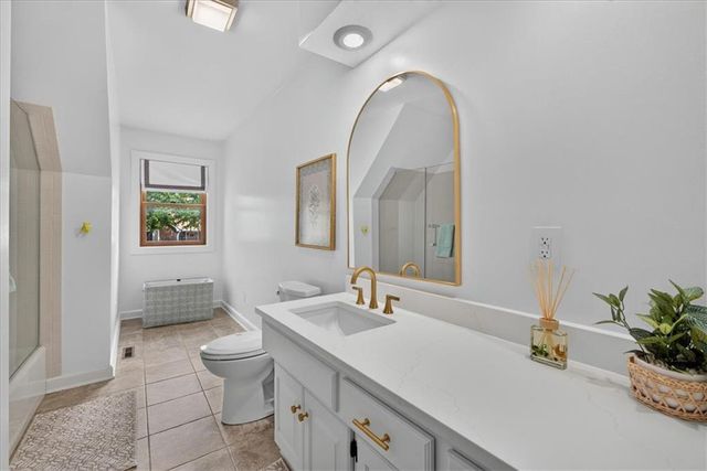 606 Camelot Drive, Liberty, MO 64068