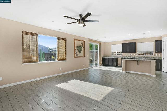2138 Yellow Rose Cir, Fairfield, CA 94534