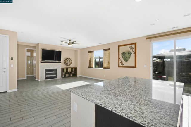 2138 Yellow Rose Cir, Fairfield, CA 94534