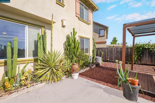 2138 Yellow Rose Cir, Fairfield, CA 94534