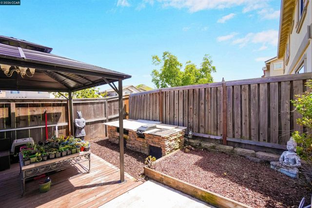 2138 Yellow Rose Cir, Fairfield, CA 94534