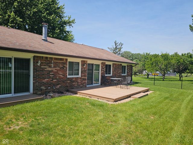2 Calle De Real Street, Pendleton, IN 46064