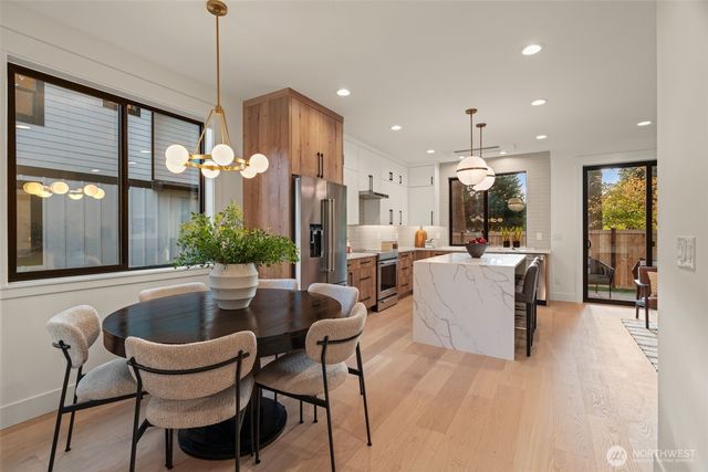 8011 131st Place NE, Kirkland, WA 98033