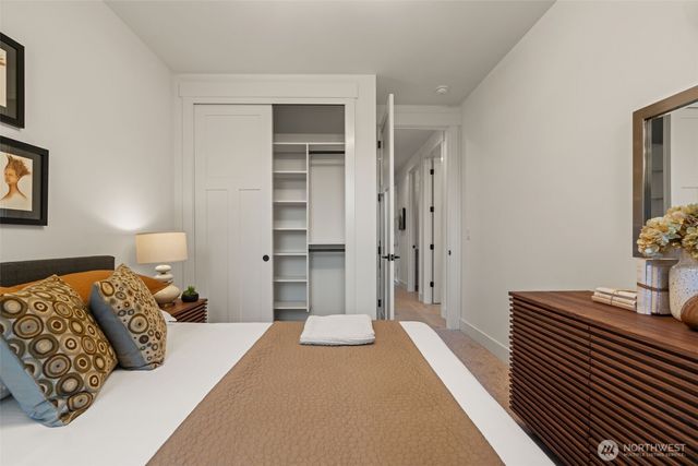 8011 131st Place NE, Kirkland, WA 98033