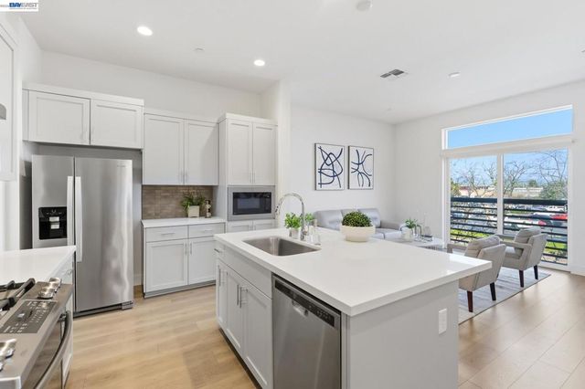 7134 Regional St, Dublin, CA 94568