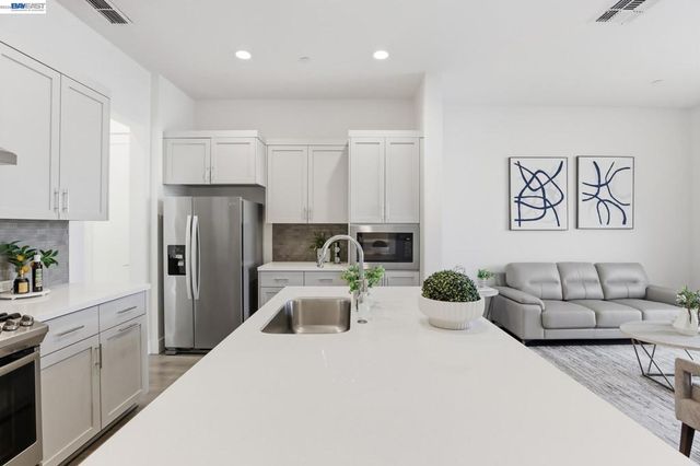 7134 Regional St, Dublin, CA 94568