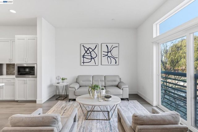 7134 Regional St, Dublin, CA 94568