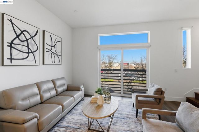 7134 Regional St, Dublin, CA 94568