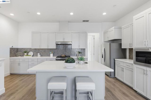 7134 Regional St, Dublin, CA 94568