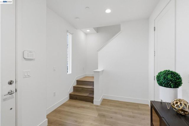 7134 Regional St, Dublin, CA 94568