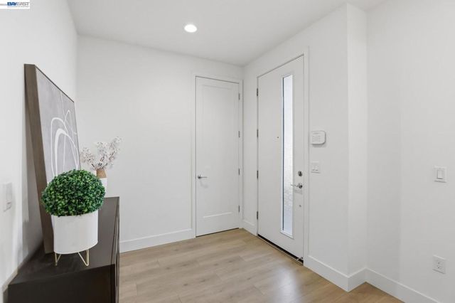 7134 Regional St, Dublin, CA 94568