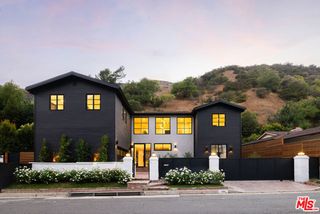 1937 N Beverly Drive, Beverly Hills, CA 90210