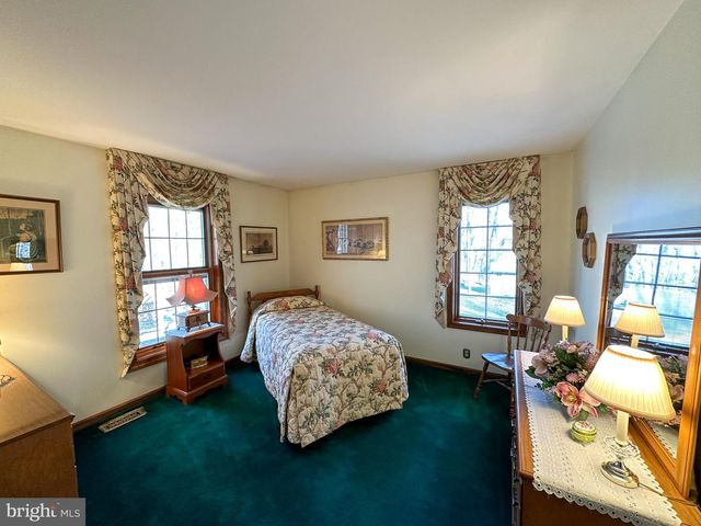 301 CORNER KETCH RD, Downingtown, PA 19335