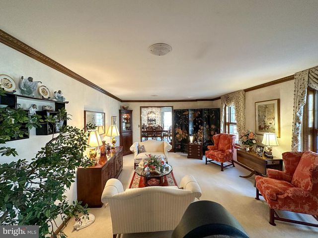 301 CORNER KETCH RD, Downingtown, PA 19335