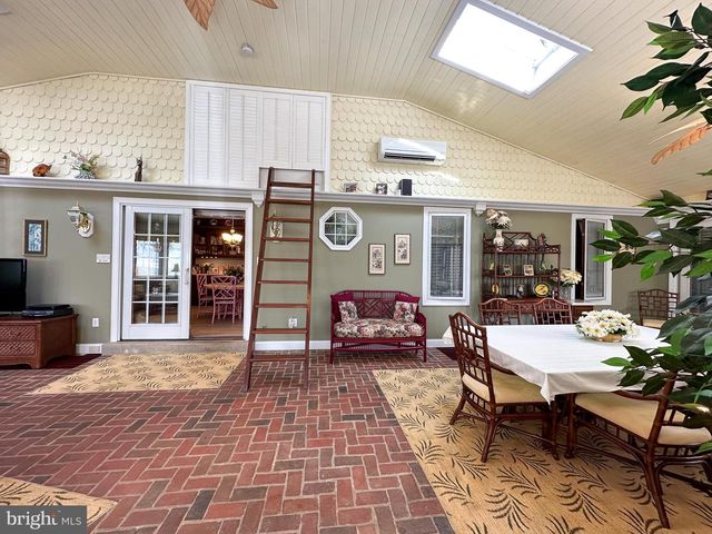 301 CORNER KETCH RD, Downingtown, PA 19335