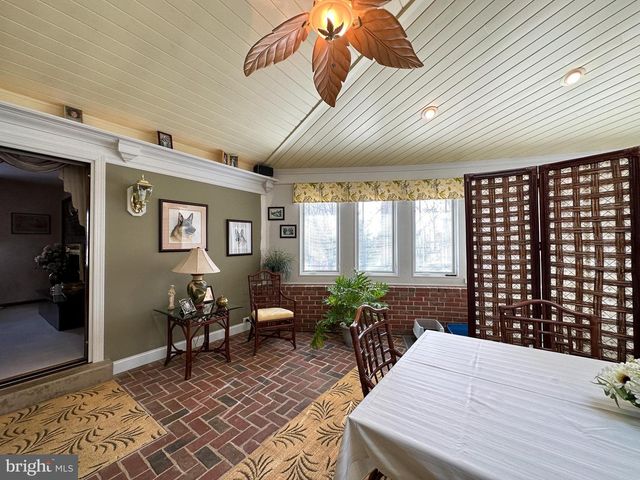 301 CORNER KETCH RD, Downingtown, PA 19335