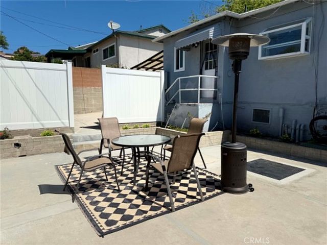 3302 Paraiso Way, La Crescenta, CA 91214