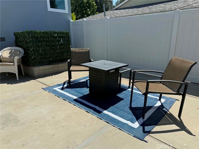 3302 Paraiso Way, La Crescenta, CA 91214