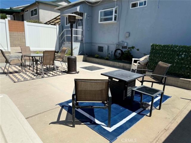 3302 Paraiso Way, La Crescenta, CA 91214