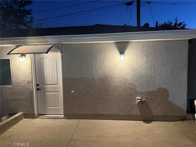 3302 Paraiso Way, La Crescenta, CA 91214