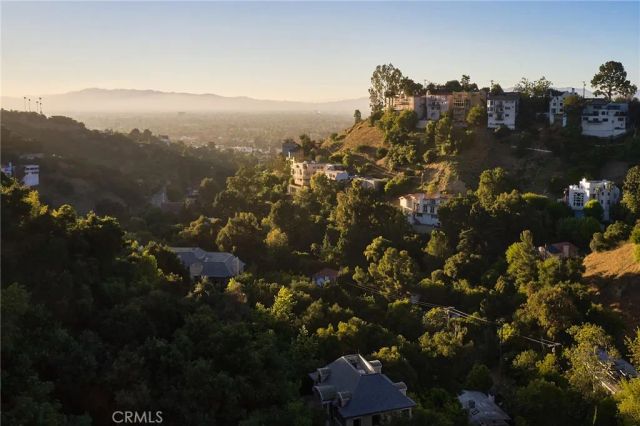 3250 Coldwater Canyon, Studio City, CA 91604