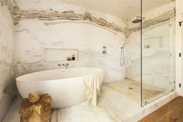 3250 Coldwater Canyon, Studio City, CA 91604