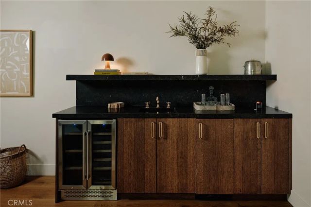 3250 Coldwater Canyon, Studio City, CA 91604