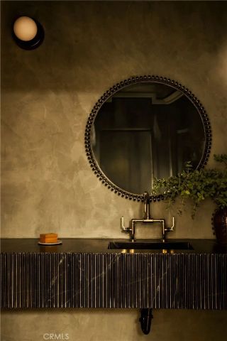 3250 Coldwater Canyon, Studio City, CA 91604