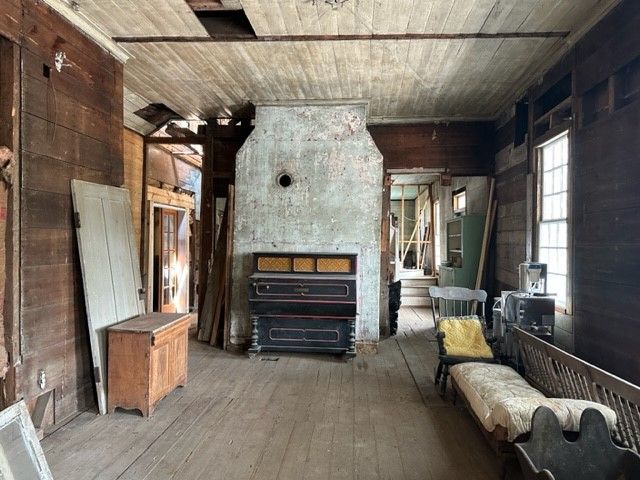 171 E Main Street, Pendleton, SC 29670