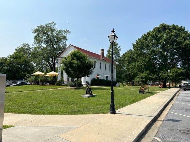 171 E Main Street, Pendleton, SC 29670