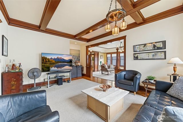 2025 Boylston Avenue E, Seattle, WA 98102