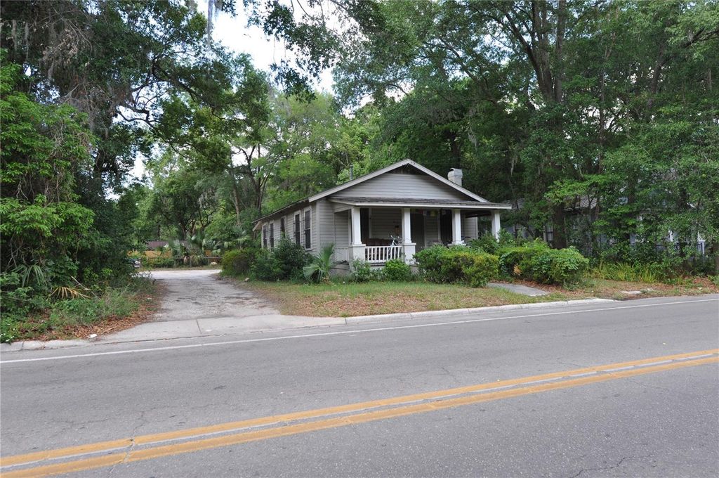812 SE 4 AVENUE, Gainesville, FL 32601