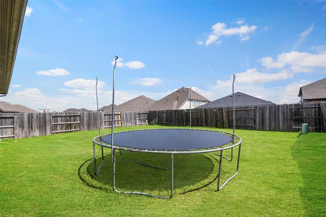 15222 Dinnet Berm Drive, Humble, TX 77346