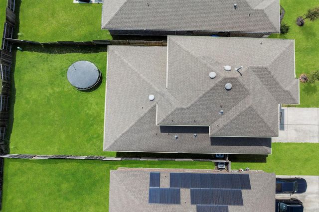 15222 Dinnet Berm Drive, Humble, TX 77346