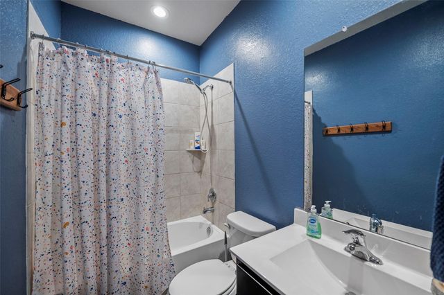 15222 Dinnet Berm Drive, Humble, TX 77346