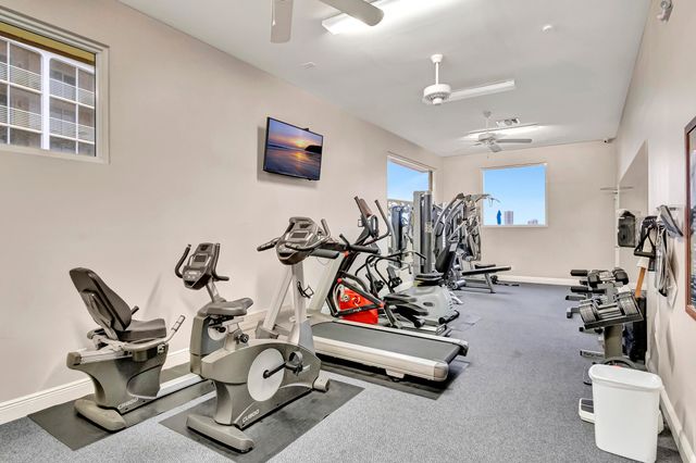 100 Paradise Harbour Boulevard 506, North Palm Beach, FL 33408