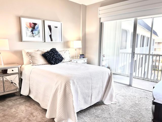 100 Paradise Harbour Boulevard 506, North Palm Beach, FL 33408