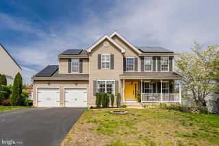 12 TRADEWINDS AVE, Barnegat, NJ 08005