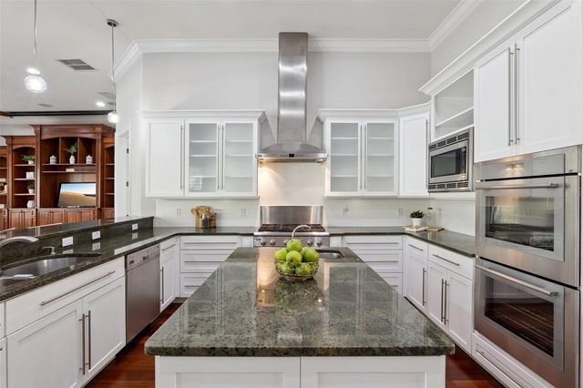 1705 ELIZABETHS WALK, Winter Park, FL 32789