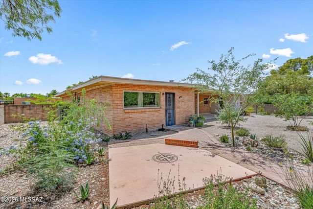 9021 E Sierra Street, Tucson, AZ 85710