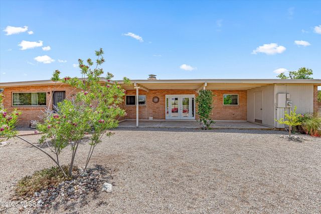 9021 E Sierra Street, Tucson, AZ 85710