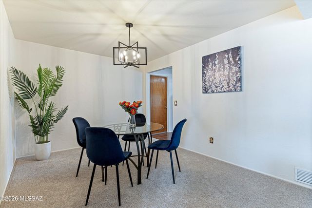 9021 E Sierra Street, Tucson, AZ 85710