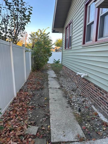 2662 Sherman Boulevard, Fort Wayne, IN 46808