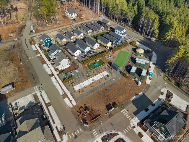 4 Springboard Street, Pacific Beach, WA 98571