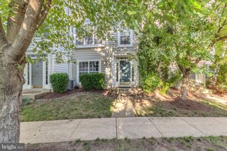 126 MEADOWS LN, Alexandria, VA 22304