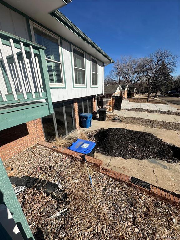 7963 W 62nd Way, Arvada, CO 80004