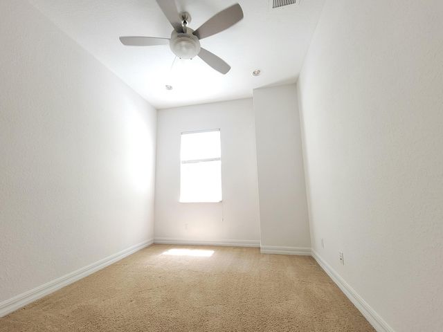 142 Ennis Lane, Jupiter, FL 33458