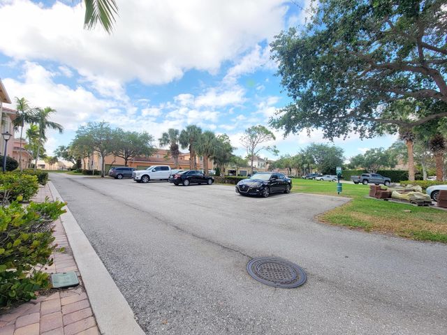 142 Ennis Lane, Jupiter, FL 33458
