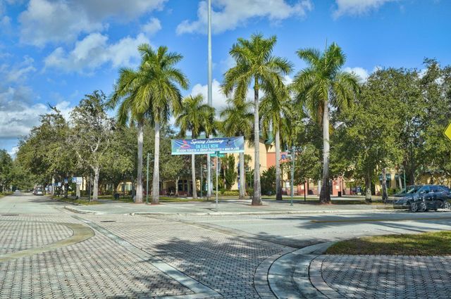 142 Ennis Lane, Jupiter, FL 33458